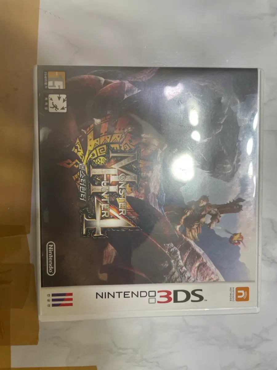 닌텐도 3DS 몬스터헌터 4 한글판 곽팩 판매합니다