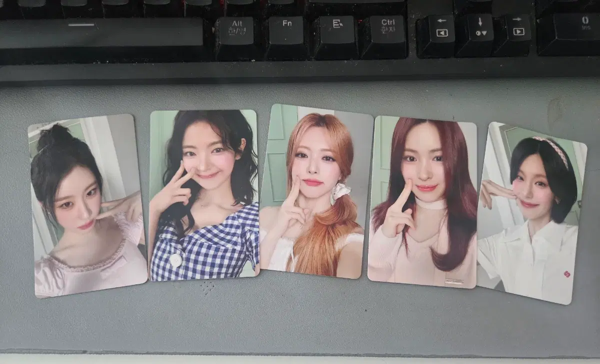 있지 시즌그리팅 포카 세트