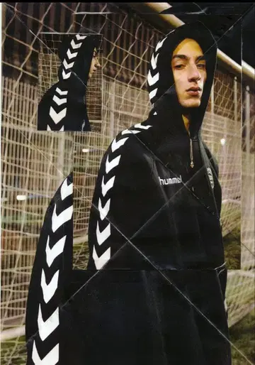 hummel x 424 콜라보 맨투맨 후드티