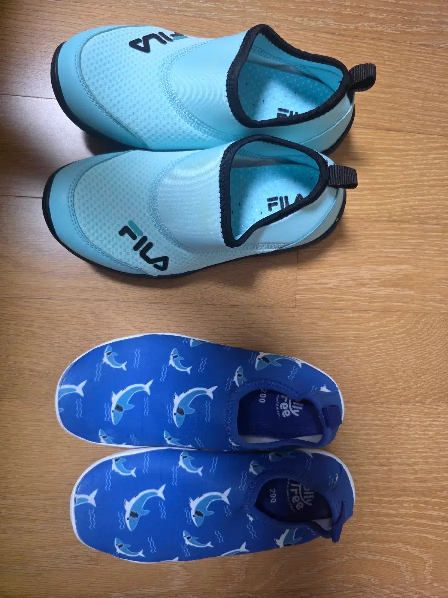 필라 아쿠아슈즈외 200