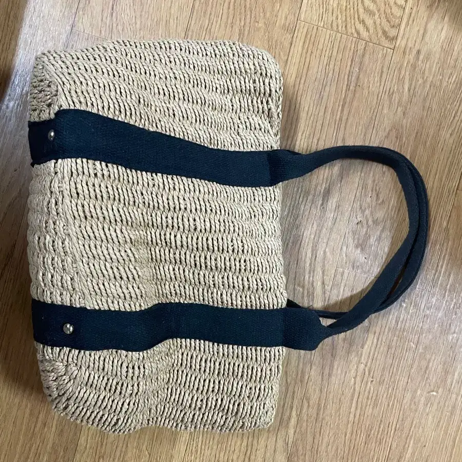 여성 라탄 토트백 네이비 배색
