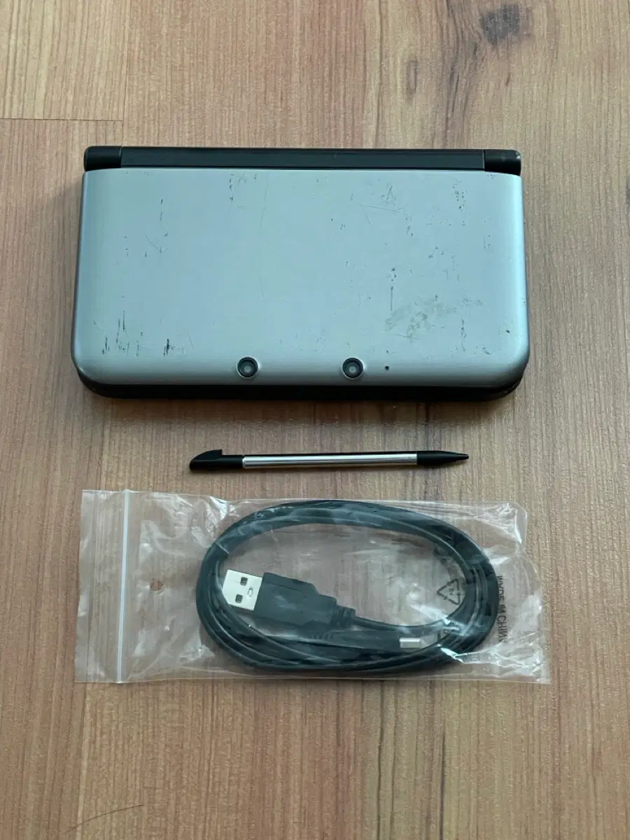 닌텐도 3DS XL 구큰다수 그레이