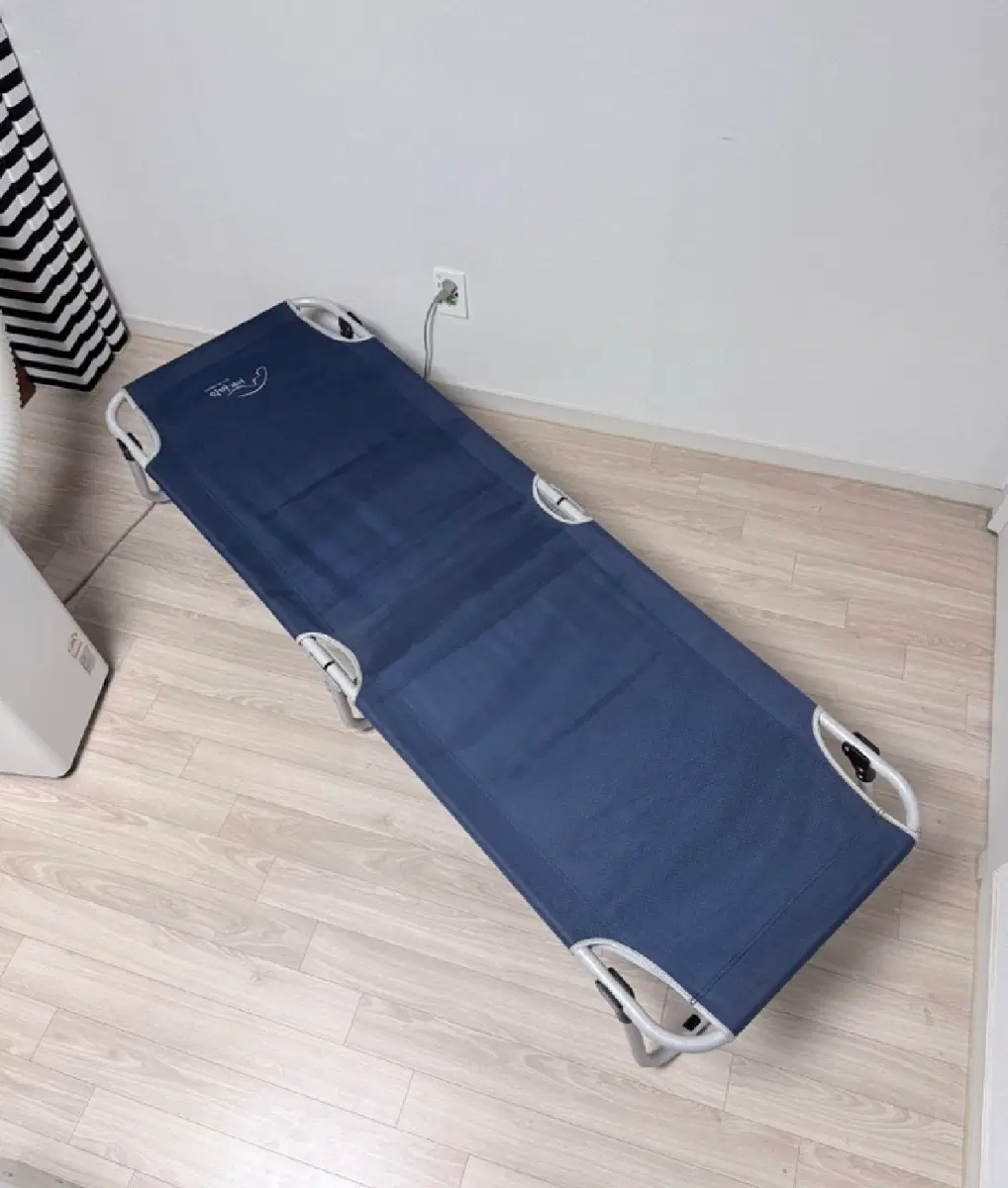 접이식 야전침대