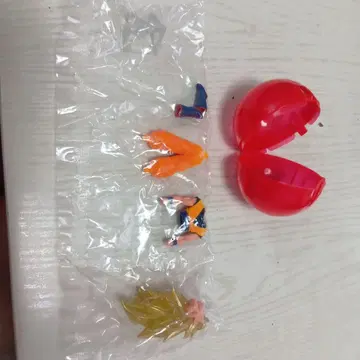 드래곤볼 초사이어인 손오공 피규어 가챠