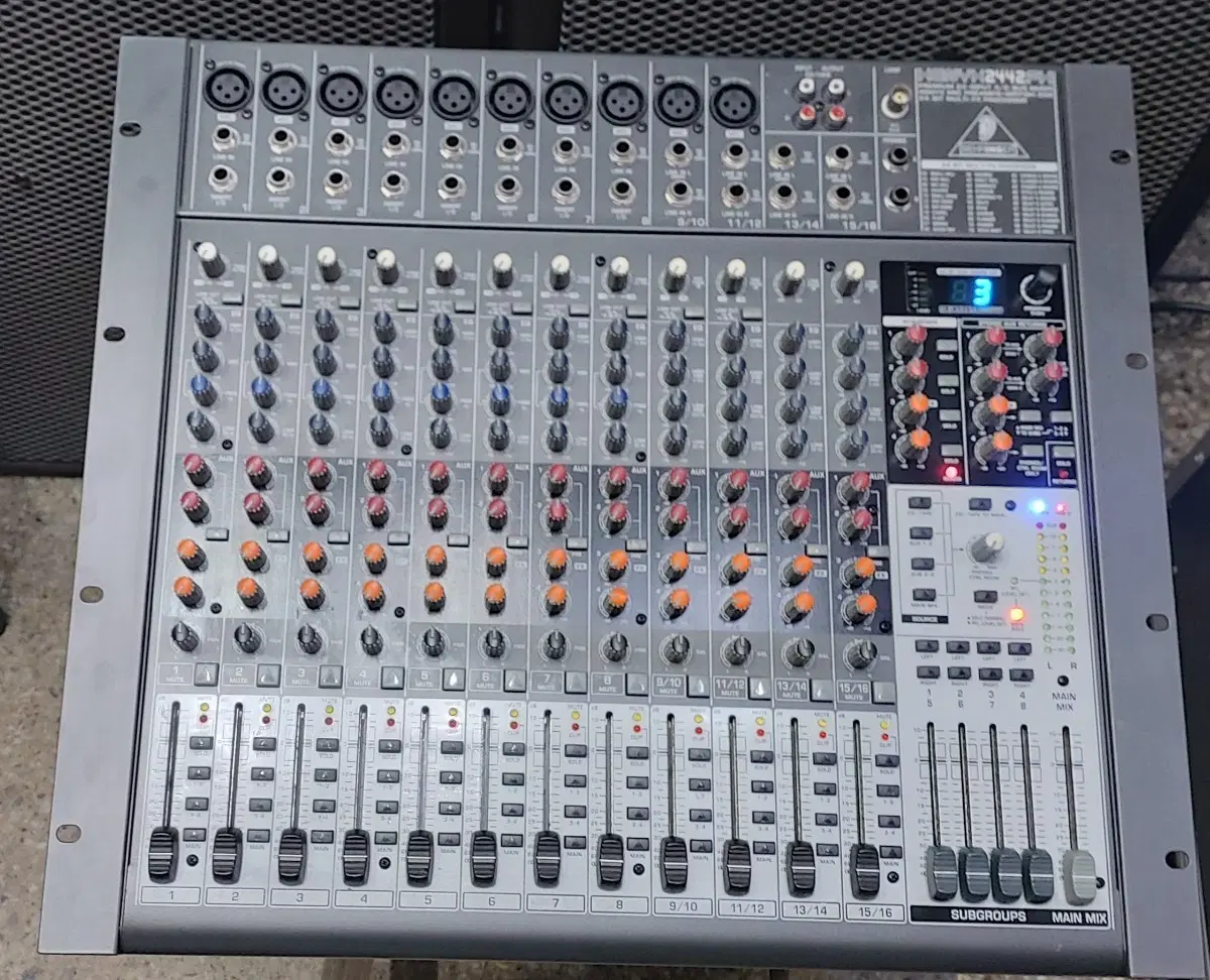 베링거오디오믹서기 xenyx2442fx