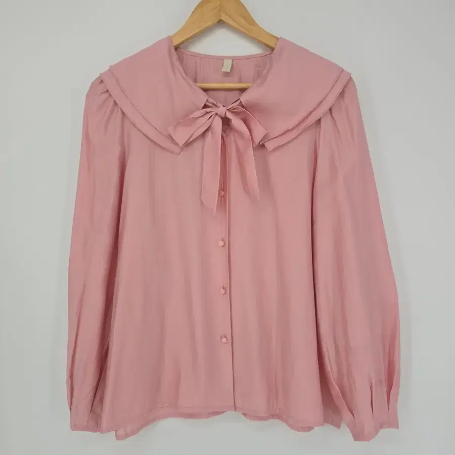 핑크 리본 카라 블라우스 [B21223]