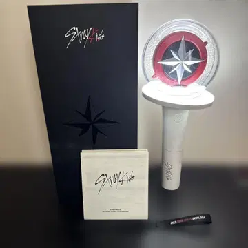 Stray Kids 응원봉 ver.2 공식 스키즈