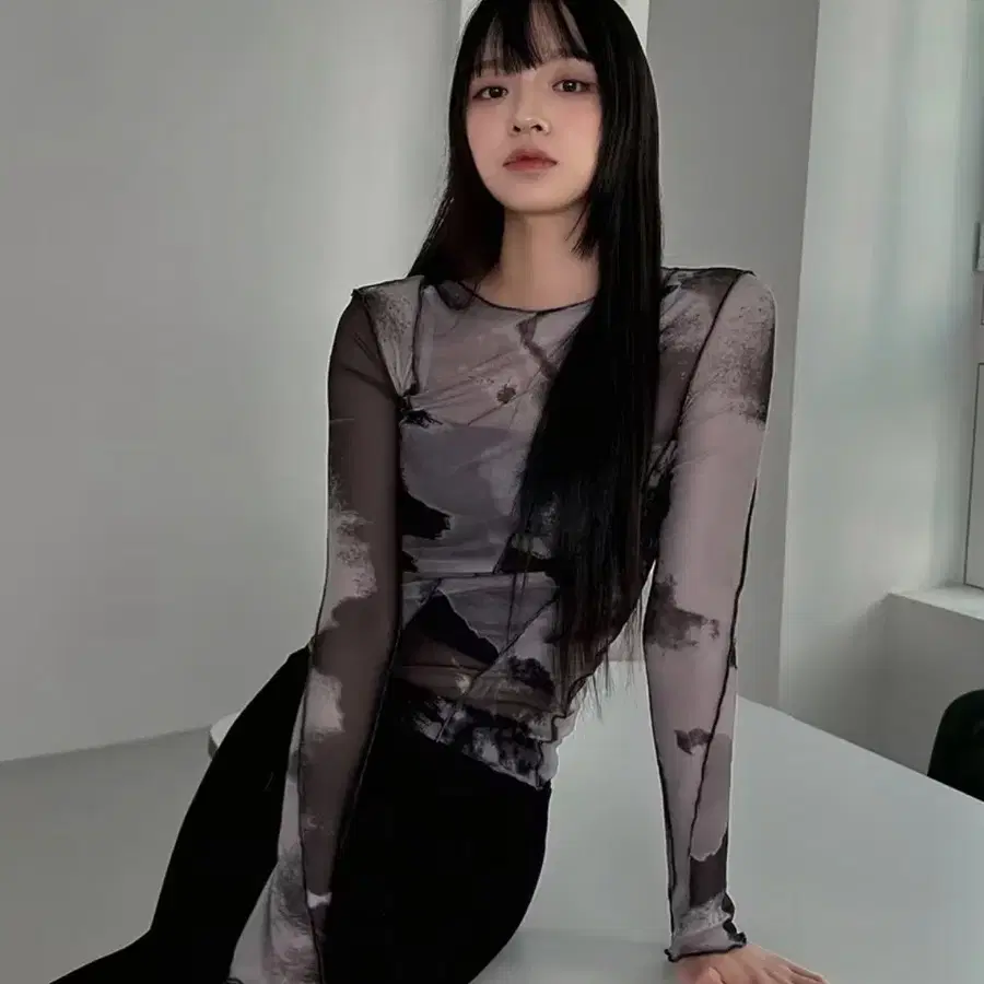 블랙그레이 시스루 타이다이 나염 긴팔티셔츠
