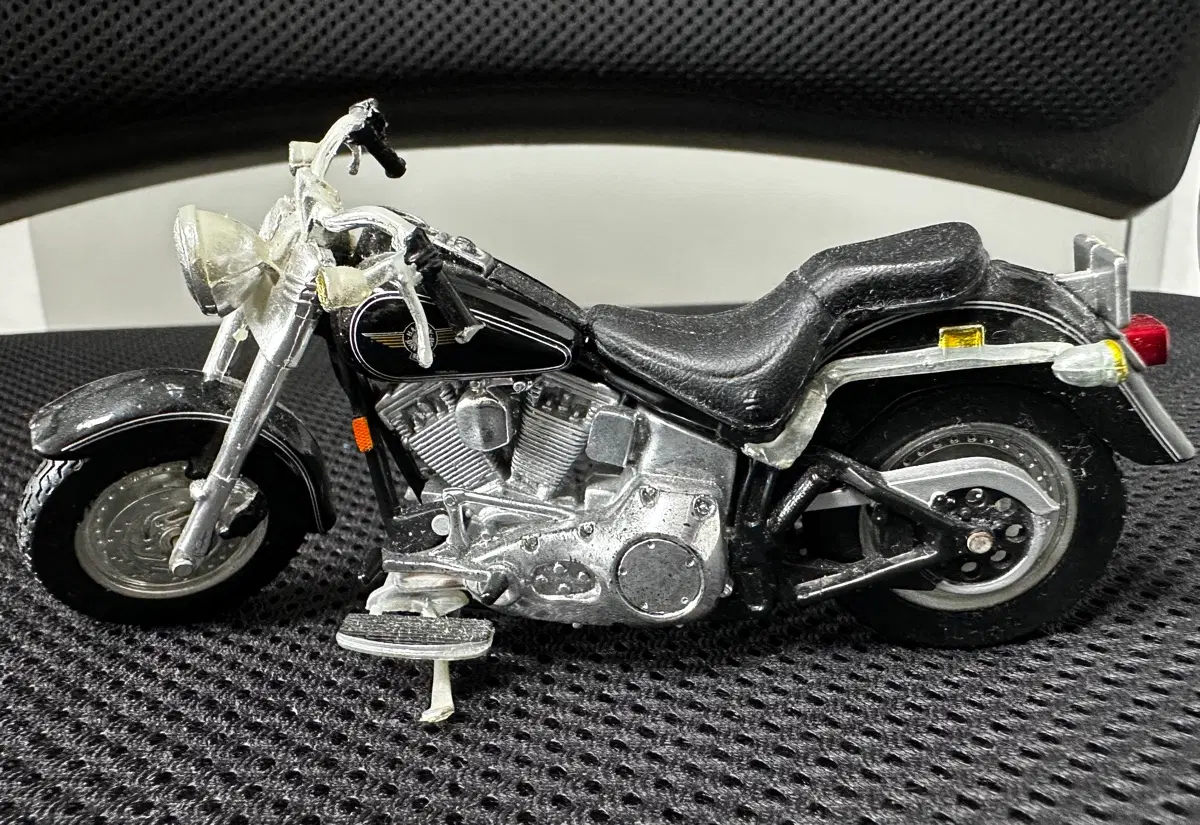 마이스토 1/18 Harley-Davidson FXST Softail