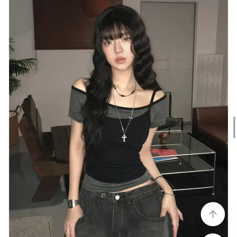 에이블리 히릿 티셔츠
