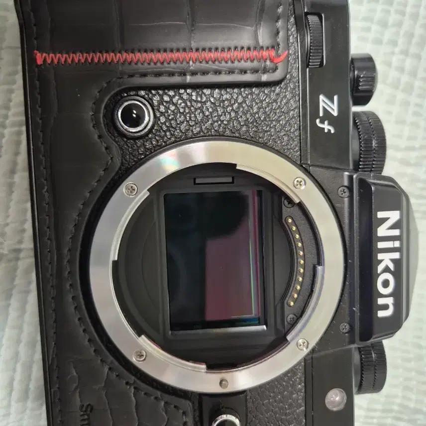 니콘 Z f 블랙 풀세트 + Z 26mm f2.8 (일괄 우대 / 개별 판매 가능)