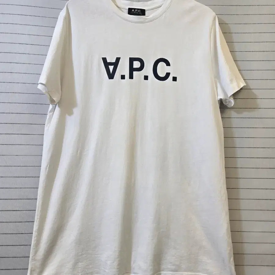 A.P.C. VPC 반팔 티셔츠 화이트