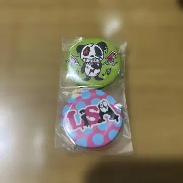 LiSA 캔뱃지 2개 세트