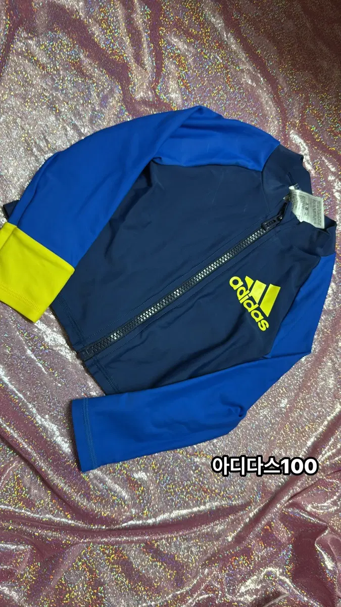 아디다스 키즈 래쉬가드 100 (아기옷)
