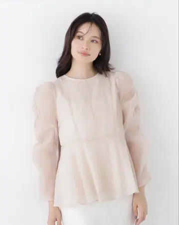 내추럴 뷰티 베이직 페플럼 시어 탑 라이트 퍼플