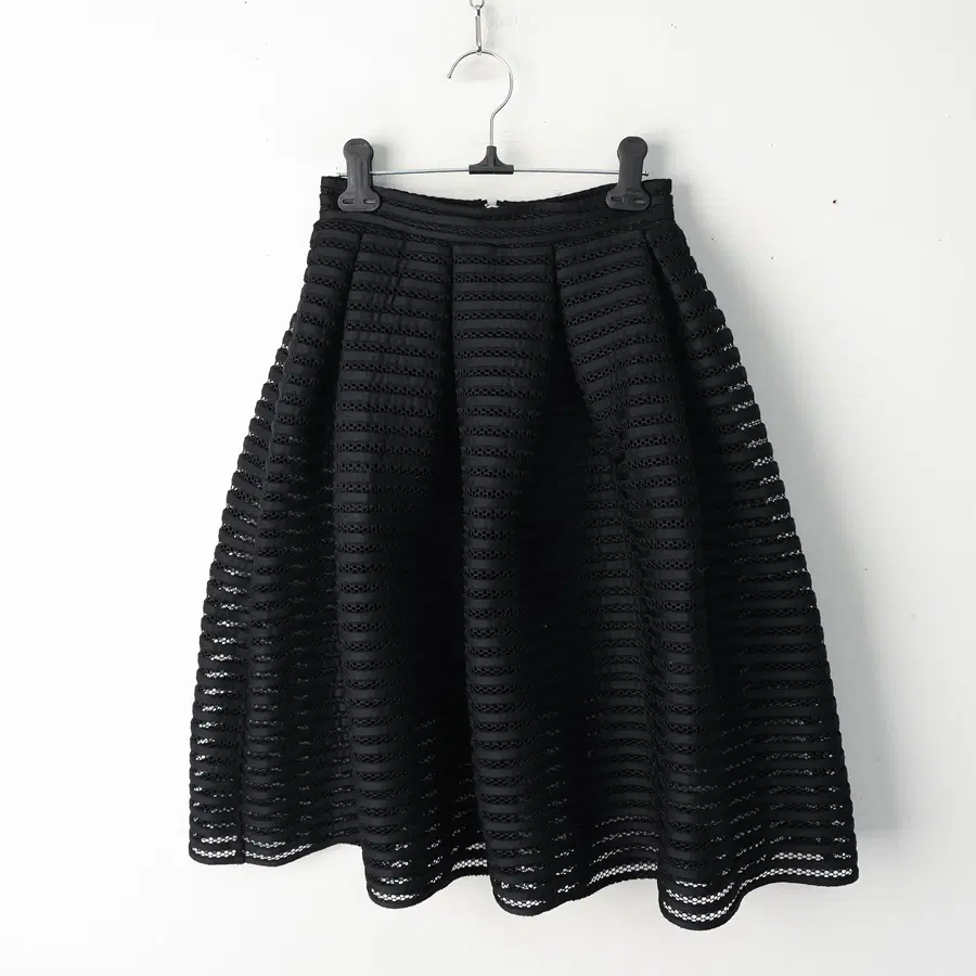 23/마쥬 스커트