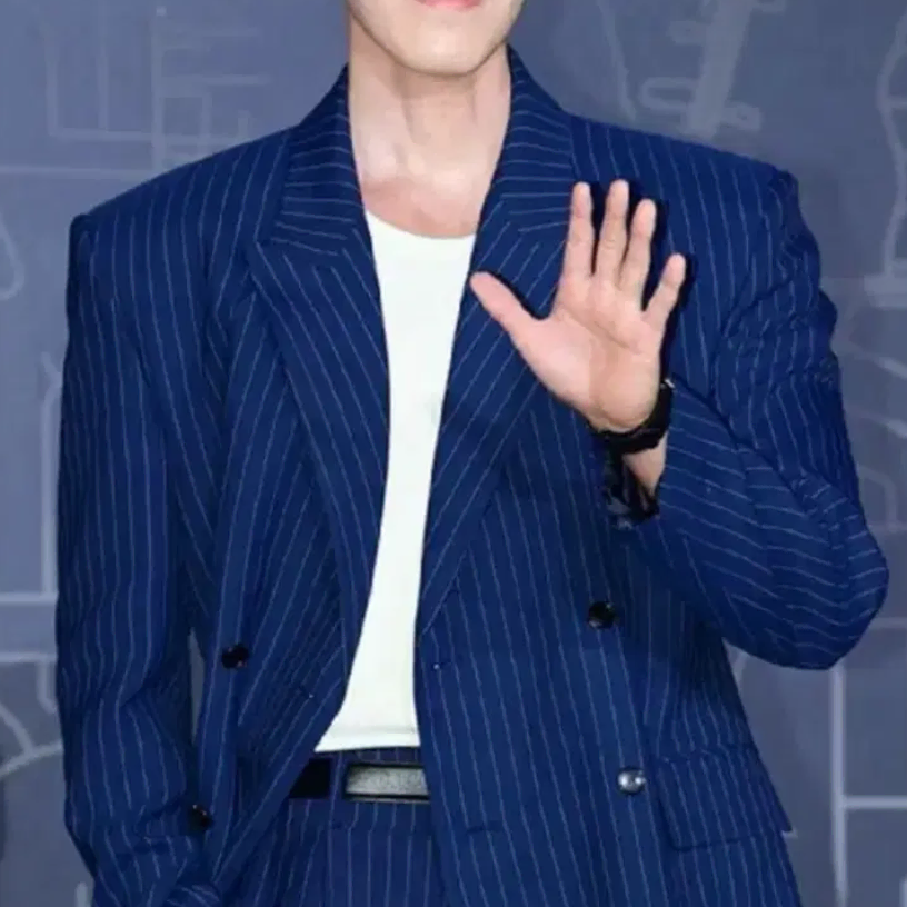 [M]렉토 핀스트라이프 자켓