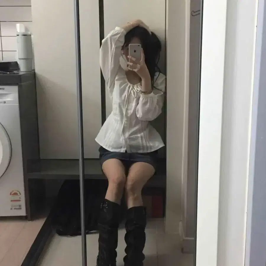 퍼프 소매 셔링 핀턱 블라우스
