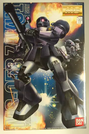 반다이 MG 1/100 기동전사 건담 검은 삼연성용 구형 자쿠