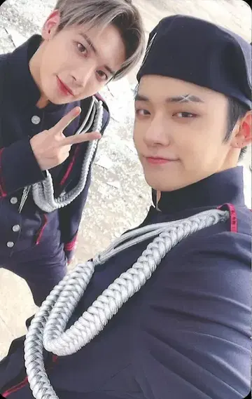 TXT 일반ver YEONJUN/TAEHYUN Chaotic Wonderland