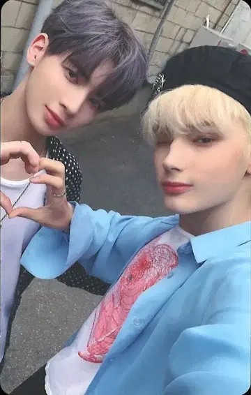 TXT 초회 한정판 B TAEHYUN/HUENINGKAI Chaotic Wonderland