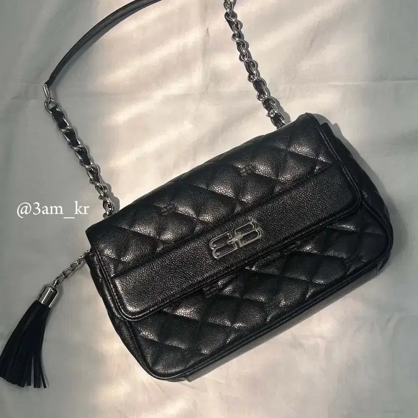 발렌시아가 BB 체인 퀄팅 숄더 토트백