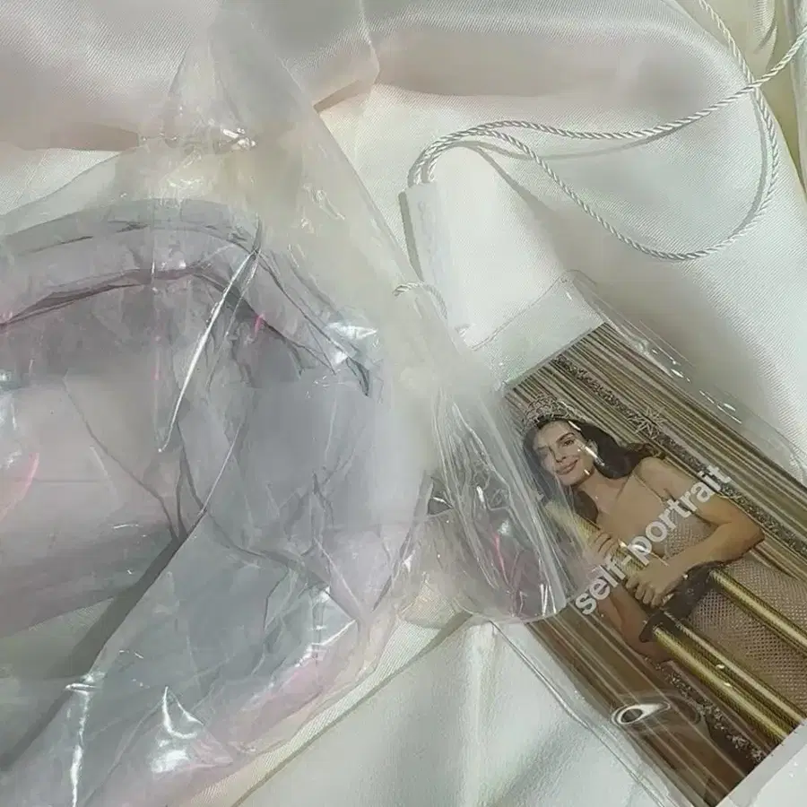 셀 프 포 트 레이트 원피스
