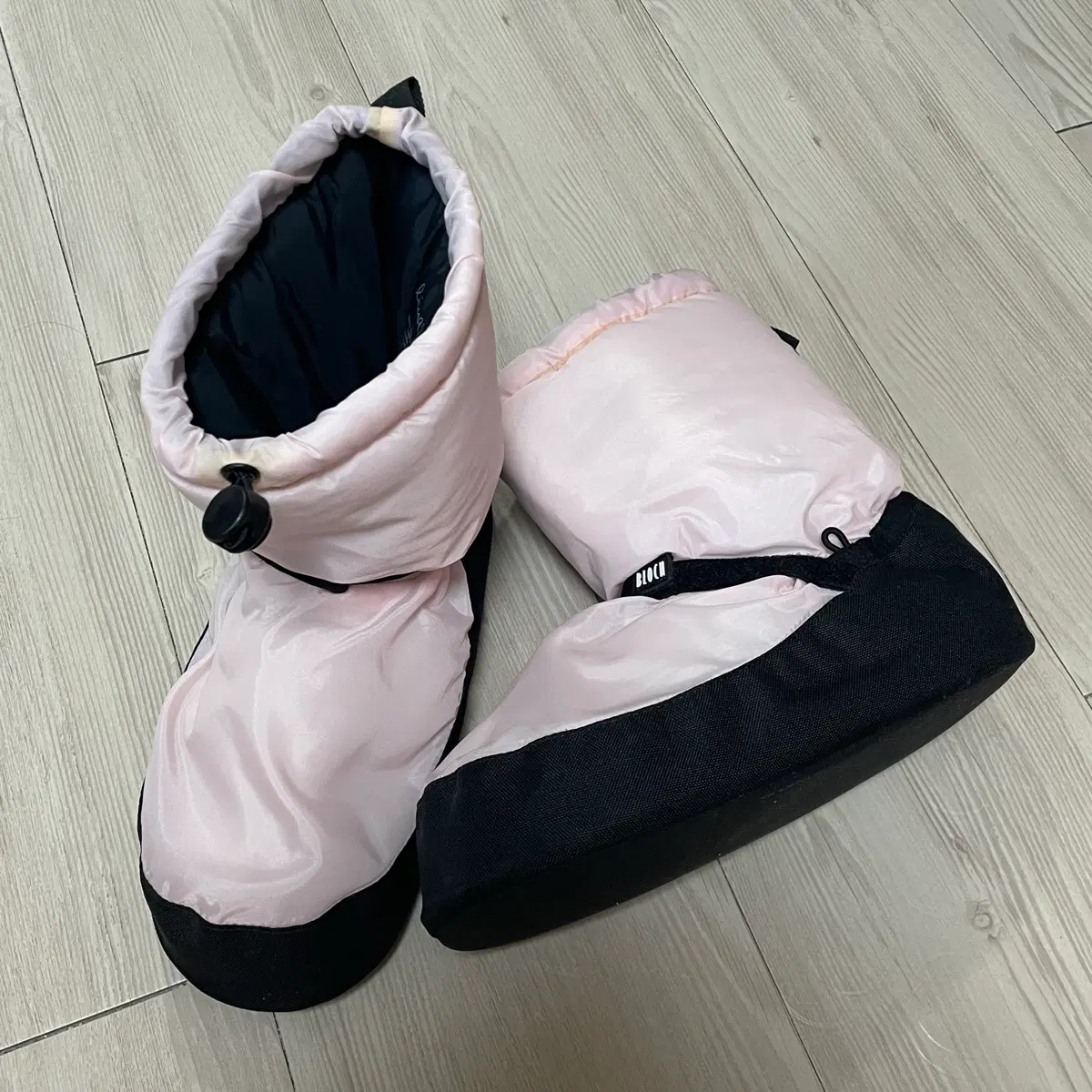 블락 발레 웜업 부츠 캔디핑크