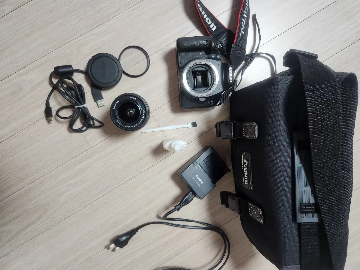캐논 EOS 550D 카메라