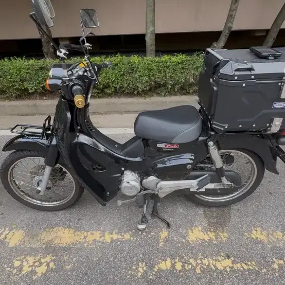 혼다 슈퍼커브110 블랙 25년식 / 2.6만km / 센터 올정비 완료 /