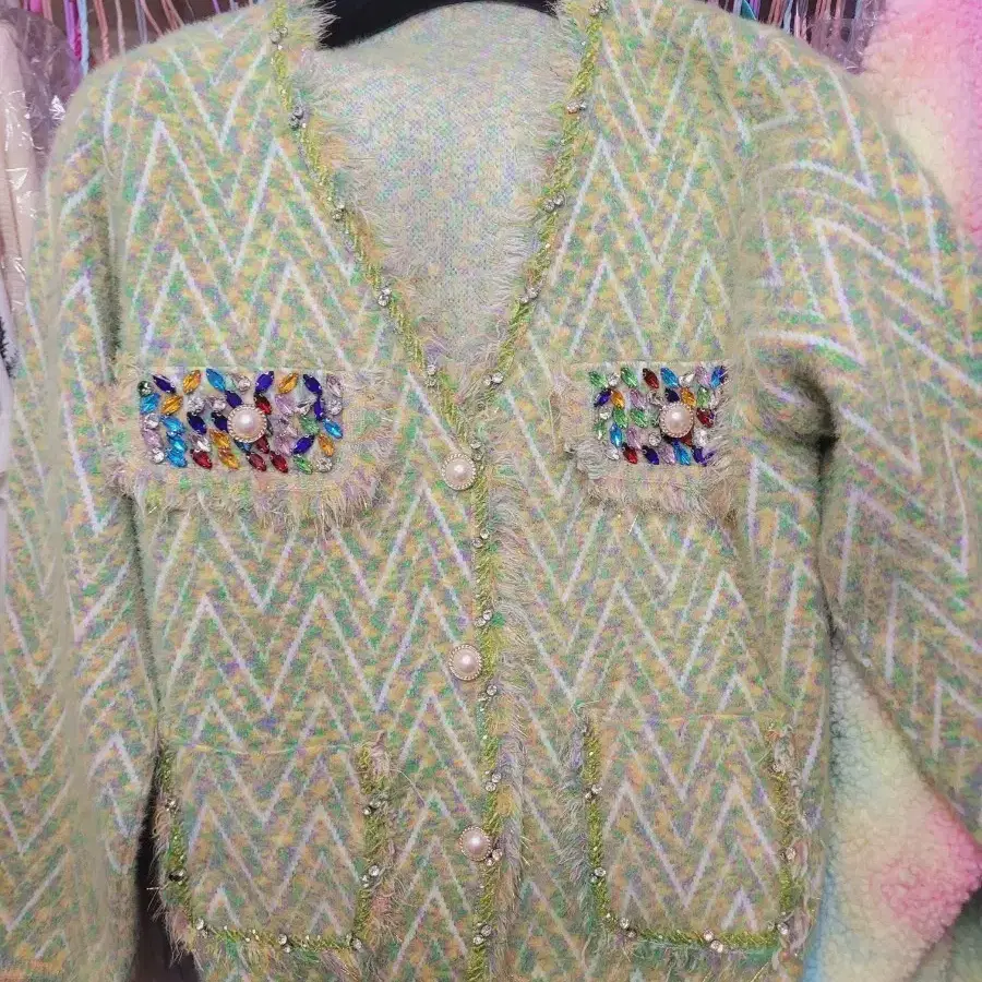 수입 트위드 가디건 팝니다