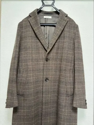 [ 가격 인하 ] 브라운 계열 체크 무늬 체스터 코트