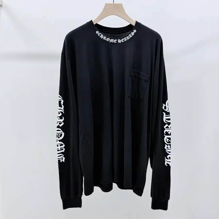 [미사용/2XL] 크롬하츠 넥로고 스크립트 롱슬리브 긴팔 티셔츠 블랙