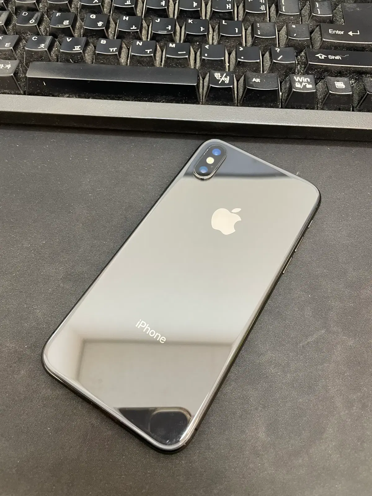 아이폰X 그레이 64GB 가성비좋은 중고15만팝니다.