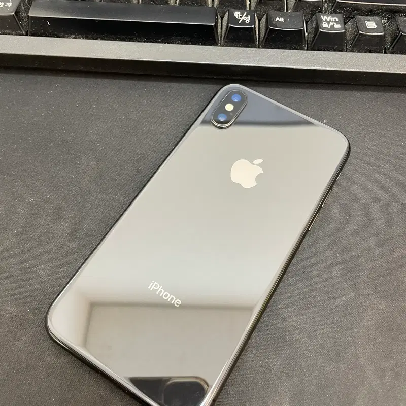 아이폰X 그레이 64GB 가성비좋은 중고15만팝니다.