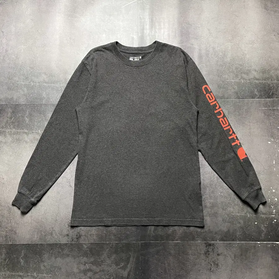 CARHARTT 칼하트 다크그레이 레터링 긴팔 티셔츠 A01394
