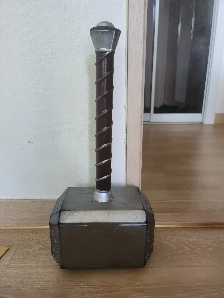 스펀지 토르 망치