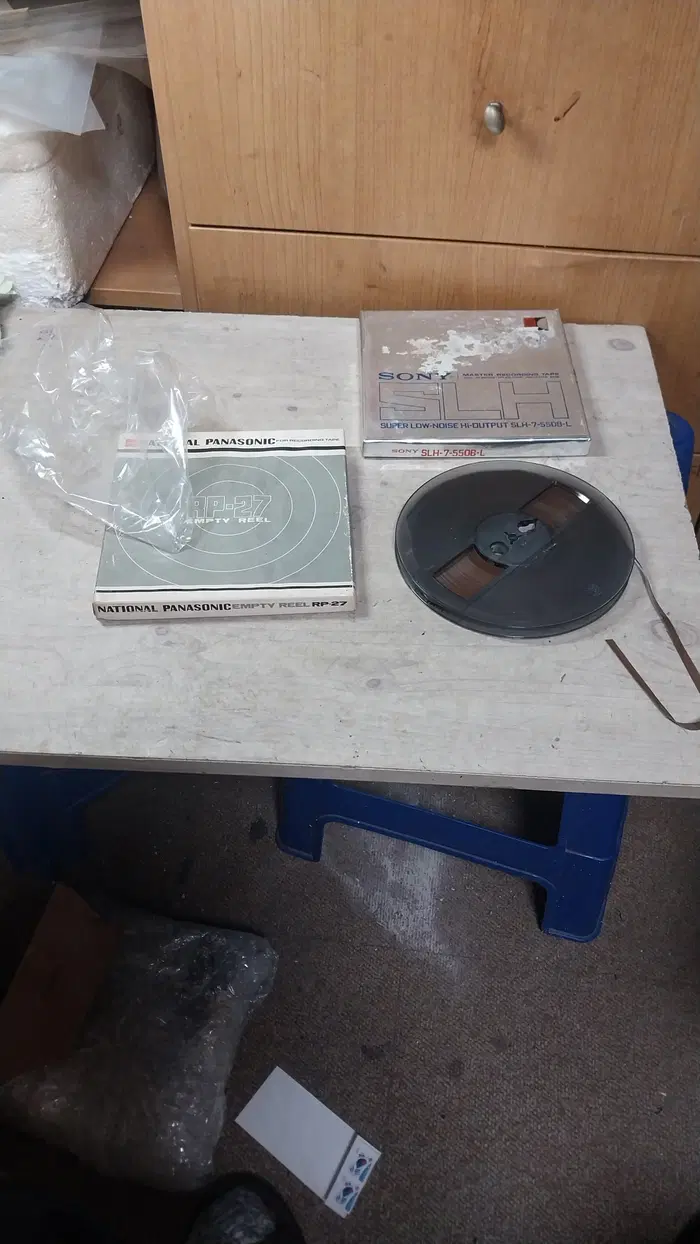 SONY SLH-7-550B-L 미사용 릴테이프와 공릴 2개