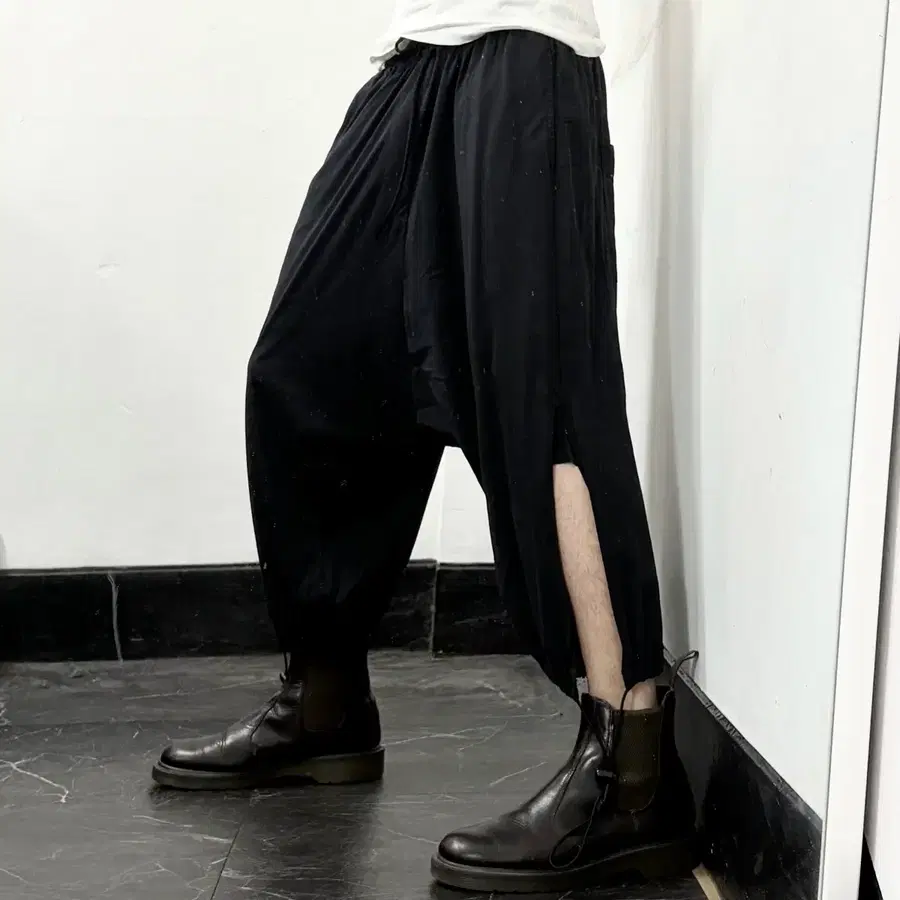 Y-3 요지 야마모토 배기 트라우저