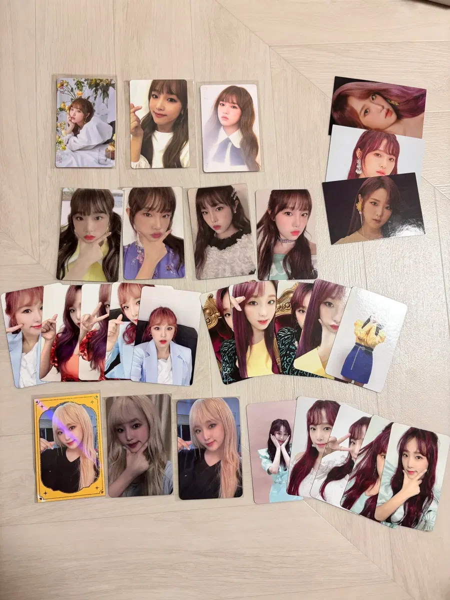 아이즈원 최예나 포카 및 굿즈