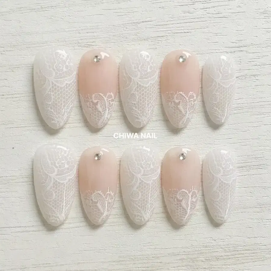 주문제작 레이스 큐빅 수제 네일팁