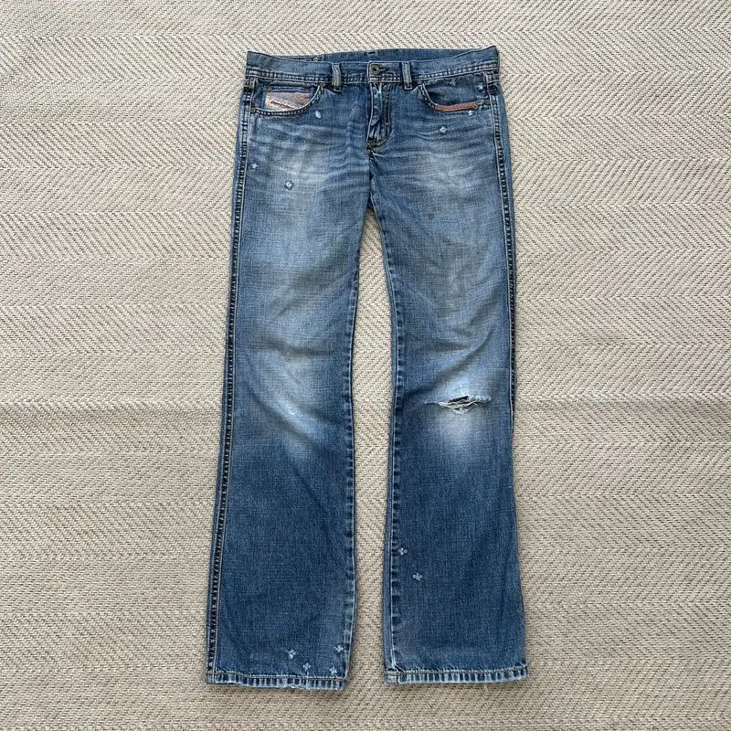 디젤 디스트로이드 데님팬츠 r4261