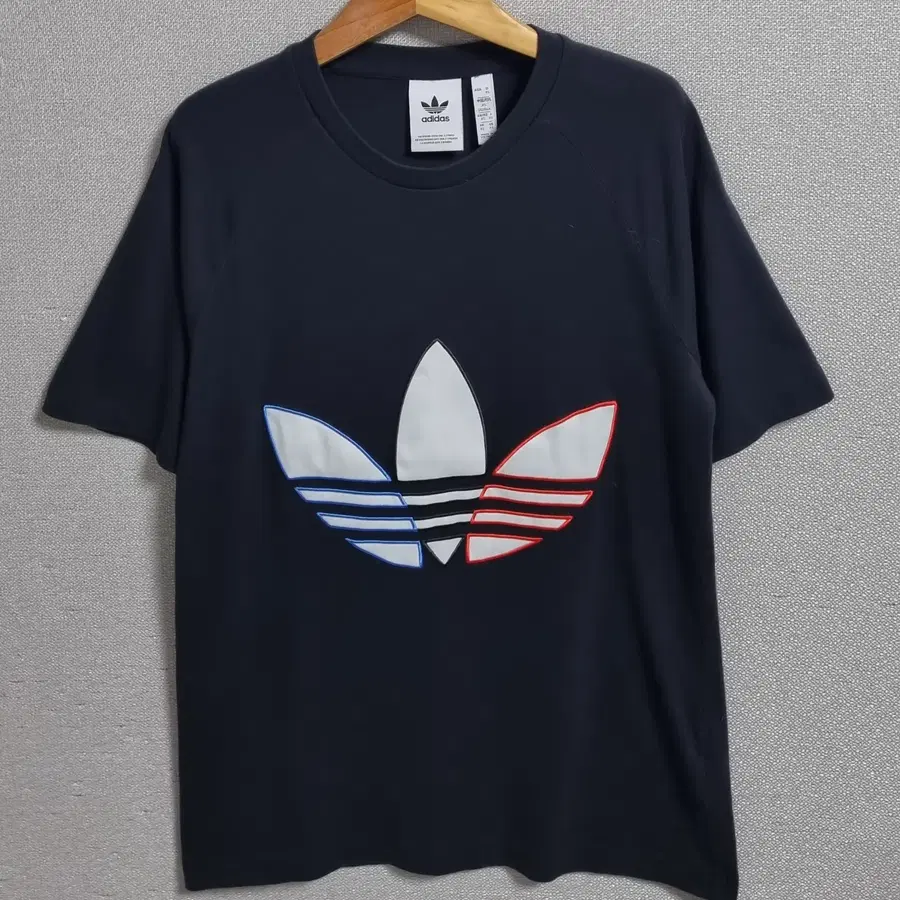 XS ) 아디다스 오리지널 트라이컬러 트레포일 블랙 반팔티
