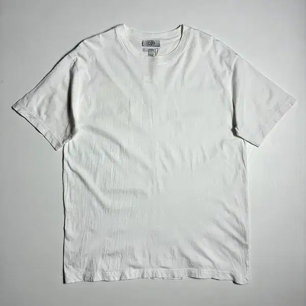 코스 COS 릴렉스드 클래식 크루넥 반팔 티셔츠 R2638