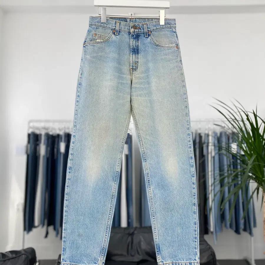 리바이스550 Loose tapered Fit 90s Orange Tab 27사이즈 a6095