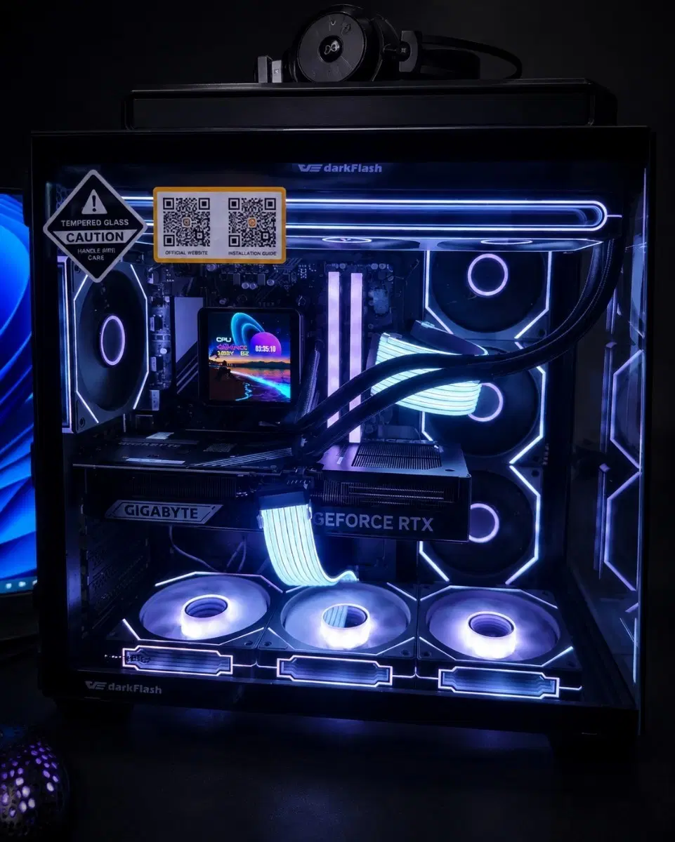 라이젠7 9800X3D RTX5080 새상품본체 팝니다