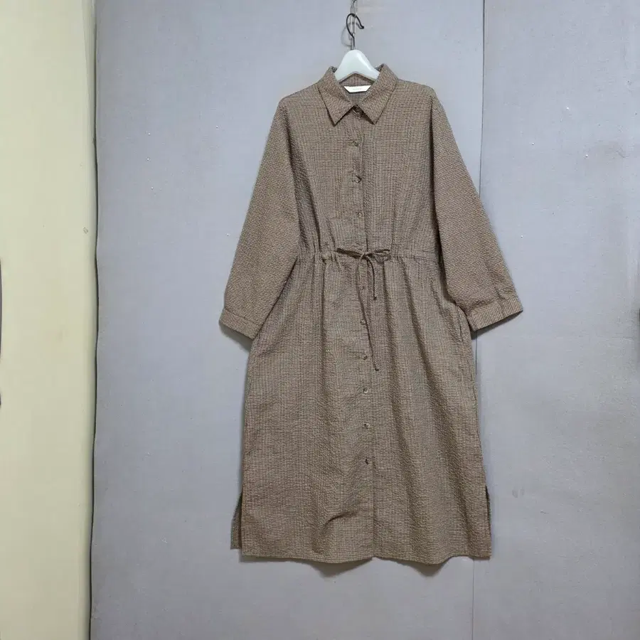 지지미소재 허리줄임끈있는 원피스 F n8202