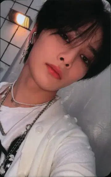 StrayKids 아이엔 락스타 손