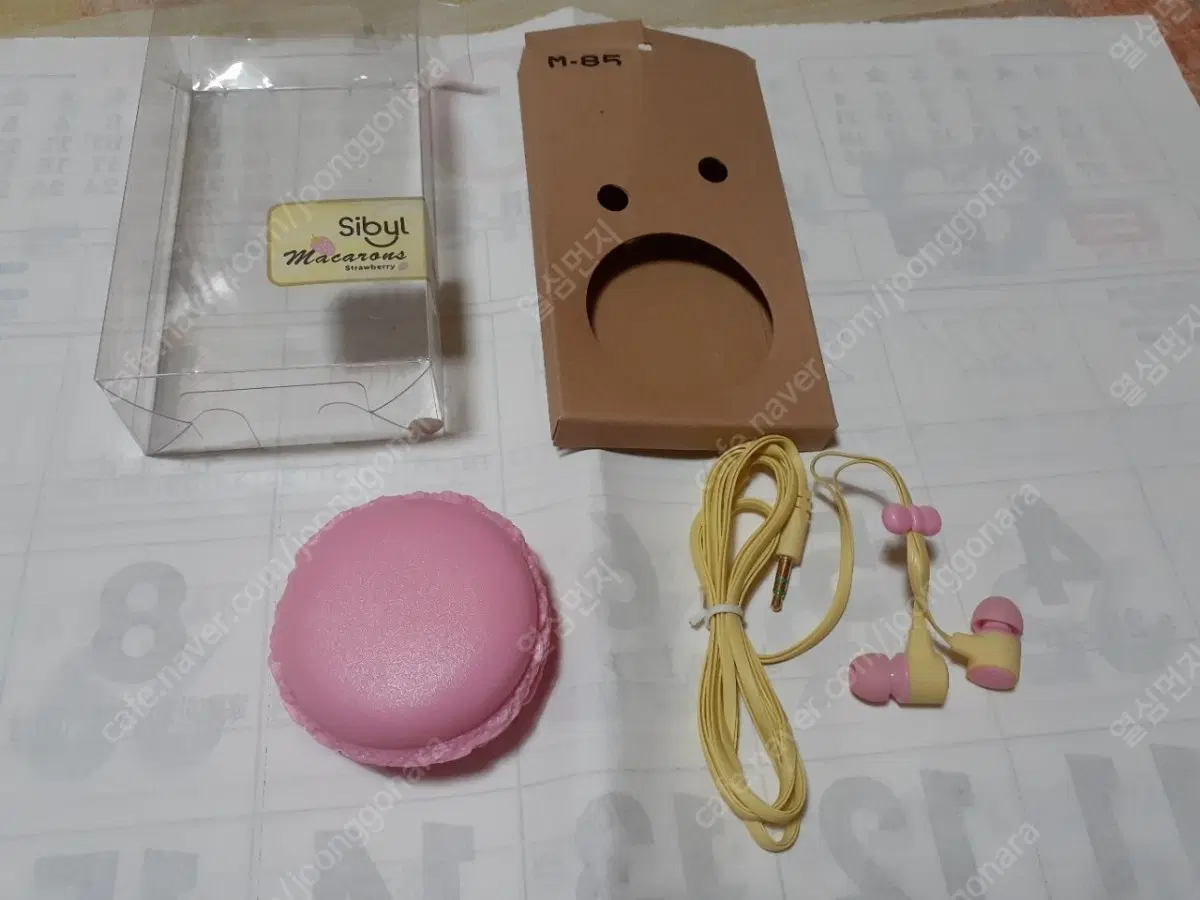 마카롱 이어폰 귀여워요 예쁜니다 편하게 보세요 5000