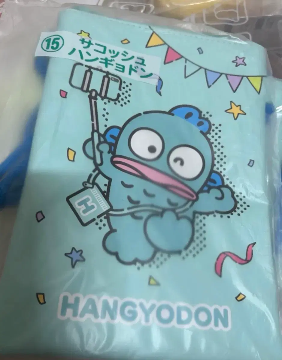 산리오 해피단브이 쿠지 한교통